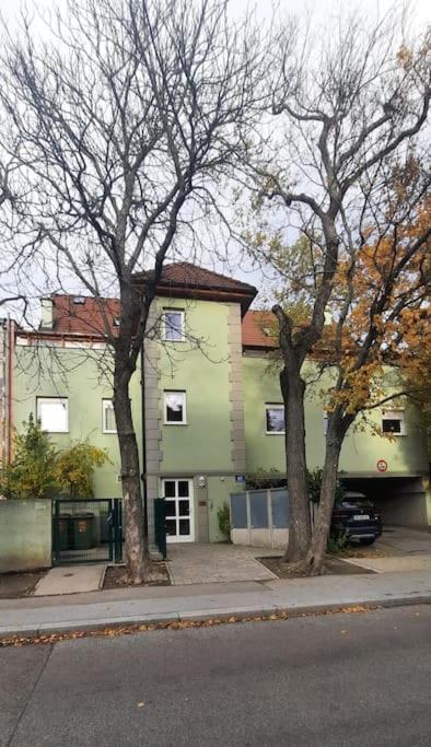 Einzigartiges Apartment Inkl. Gratis Parkplatz Wien Exteriör bild